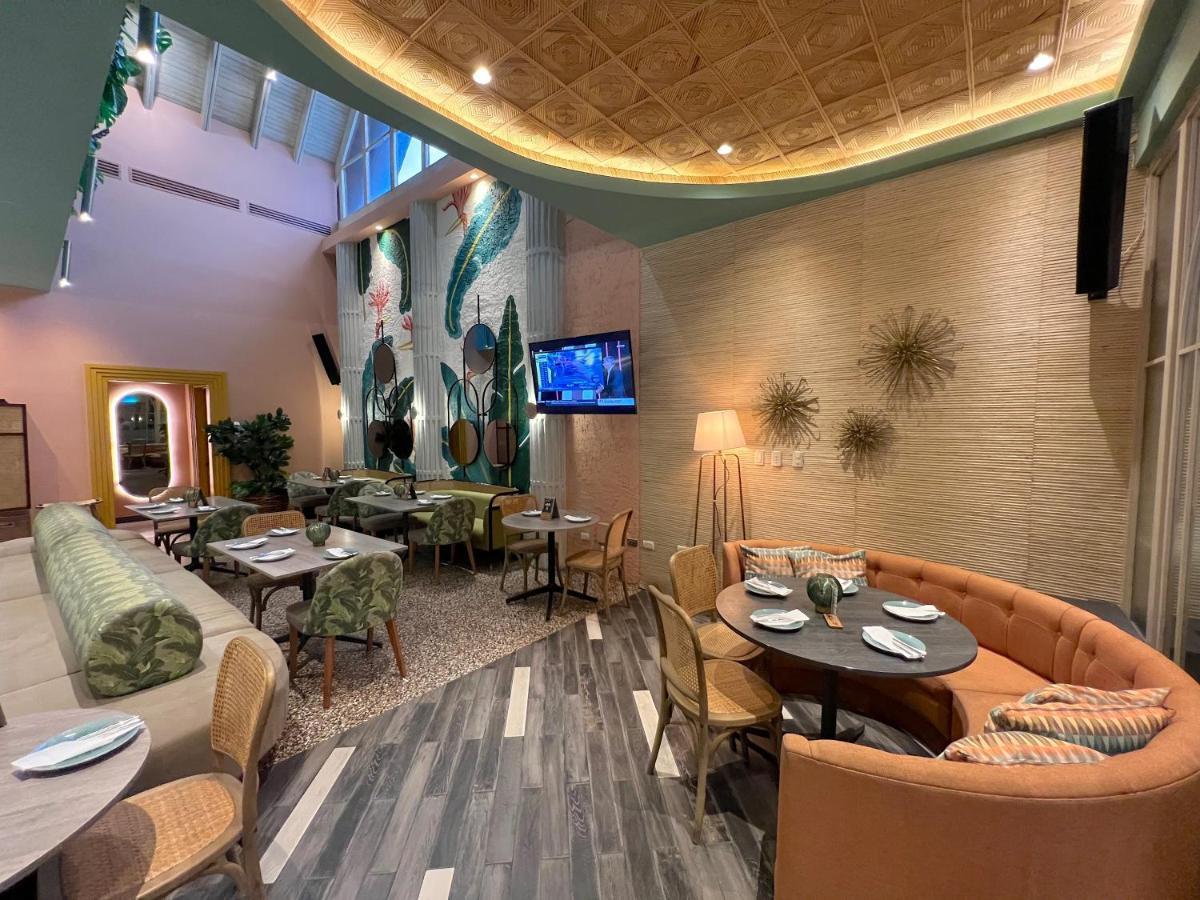 Vacation Suites With Rooftop Pool, Beach Club, Spa, Restaurants - Ducassi Collection - Playa Los Corales Punta Cana Eksteriør billede